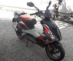 2011 APRILIA SR 50