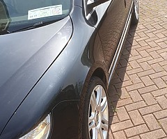 Skoda Superb - Image 7/10