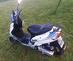 132 Apollo scooter