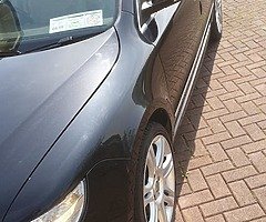 Skoda Superb 2.0 Tdi - Image 8/10