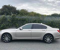 11 BMW 740D , 306BHP, Twon Turbo - Image 4/10