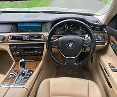 11 BMW 740D , 306BHP, Twon Turbo - Image 9/10