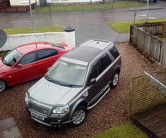 2007 (Oct) Freelander 2 Td4 HSE Top spec car, FSH, HST Factory bodykit. - Image 4/5