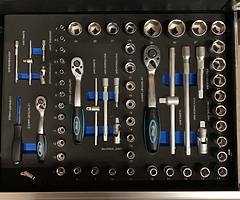 German 6 Drawer Tool Box complete with Tools