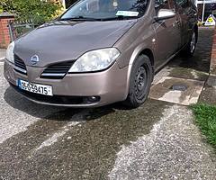 Nissan Primera €300