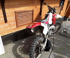 Cr 125 1996 clean bike all round .. cheap starting bike for somebody new to the sport