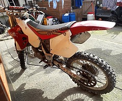 Cr 125 1996 clean bike all round .. cheap starting bike for somebody new to the sport - Image 4/4