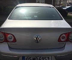 Volkswagen passat silver