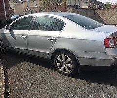 Volkswagen passat silver