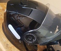 Helmet - Image 6/6