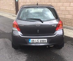 Toyota Yaris 1.33 Manual Transmission  €200 road tax - Image 4/10