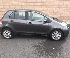 Toyota Yaris 1.33 Manual Transmission  €200 road tax - Image 7/10