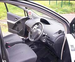 Toyota Yaris 1.33 Manual Transmission  €200 road tax - Image 9/10