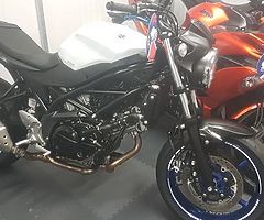 2016 Suzuki SV650 *only 1200 miles *