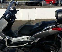 Skuter Yamaha x max 125