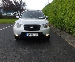 HYUNDAI SANT FE 7 SEATER - Image 4/9