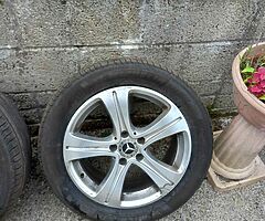 Mercedes 17s genuine alloy wheels with good tyres for sale