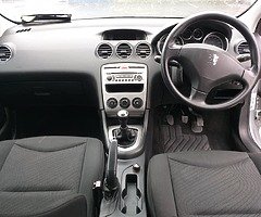 Peugeot 308 - Image 4/9