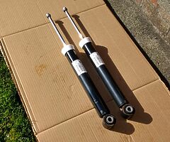 2 x GENUINE MINI F55 F56 F57 REAR SHOCKS 13-19 ONE COOPER S - Image 1/4