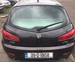 Alfa Romeo 147 Lusso - Image 4/10