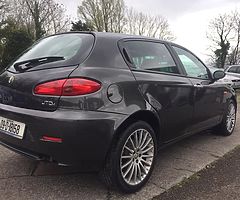 Alfa Romeo 147 Lusso - Image 5/10