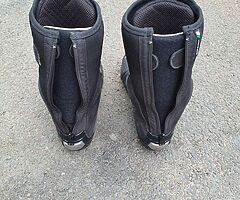 Motorcycle race boots, Dianese & Sidi - Image 3/5