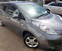 141 Nissan Leaf & podpoint charger