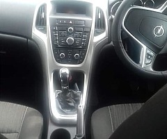 Opel Astra 2012