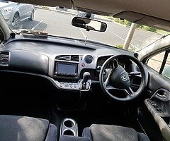 Honda stream 2009 - Image 7/8