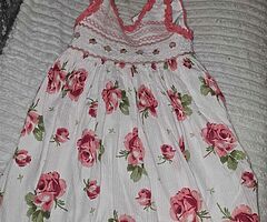 Girls dresses