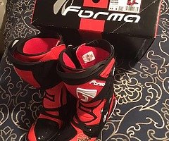 Forma Ice Pro Folger MotoGP Boots €120 (we’re €245.00) Size 43 or UK 9