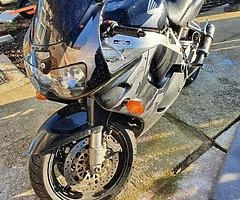 1998 Honda CBR - Image 4/9