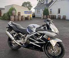 2006 Honda CBR - Image 5/5