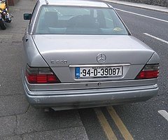 Mercedes-Benz E-Class - Image 4/6