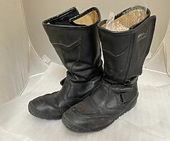 Motorcycle boots used £15