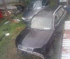 Breaking audi a4 estates x2