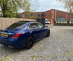 2017 Mercedes-Benz C250D PREMIUM PLUS 4MATIC - Image 4/10