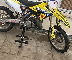 Suzuki rm 250 2 stroke