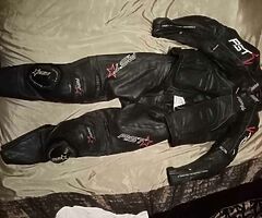 Rst 2 piece leathers size UK 44