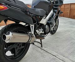 Honda vfr 800