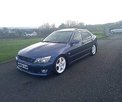 2002 Lexus IS 200 - Image 5/10