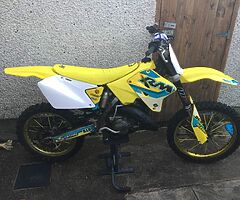 Suzuki rm 125