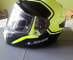 LS2 Helmet size Medium 57/58.