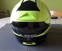 LS2 Helmet size Medium 57/58.