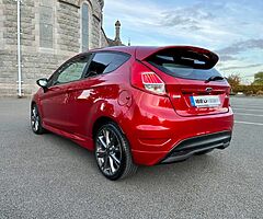 2016 Ford Fiesta from €70 a week