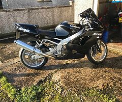 1998 Kawasaki ZXI