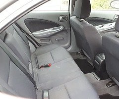 Nissan almera