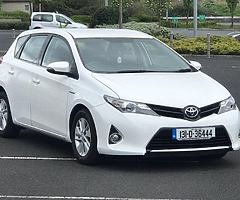 IMMACULATE TOP SPEC 2013 TOYOTA AURIS 1.8 HYBRID AUTOMATIC - Image 3/10