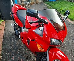 1999 Honda VFR - Image 7/10