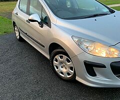 Peugeot 308 - Image 8/8